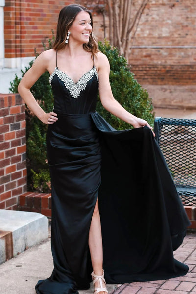 BlackRhinestoneV-
