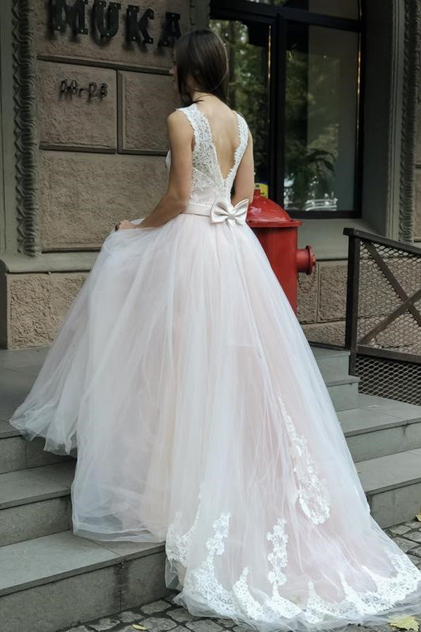 Princess Tulle Sweep Train Wedding Dress With Lace Applique-Tirdress