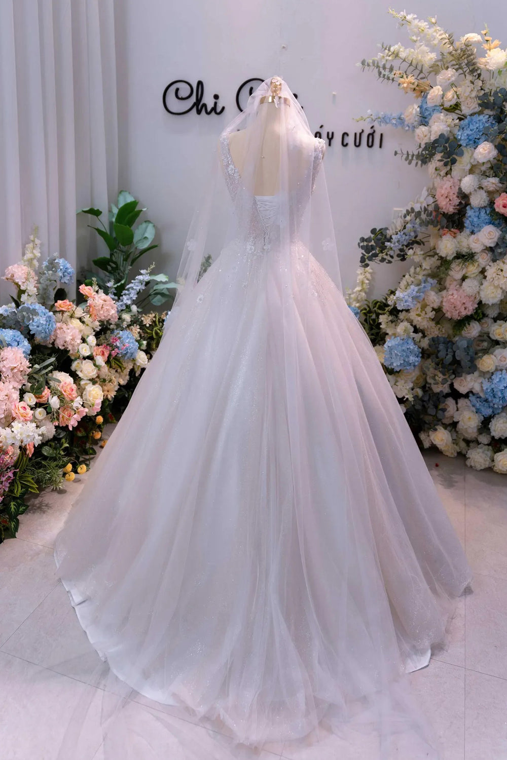 Sparkly Square Neck Floral Beaded Tulle Princess Wedding Dress-Tirdress