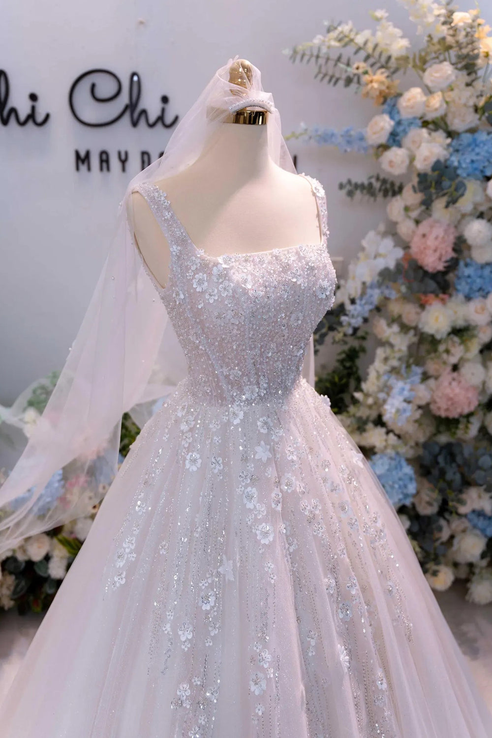 Sparkly Square Neck Floral Beaded Tulle Princess Wedding Dress-Tirdress