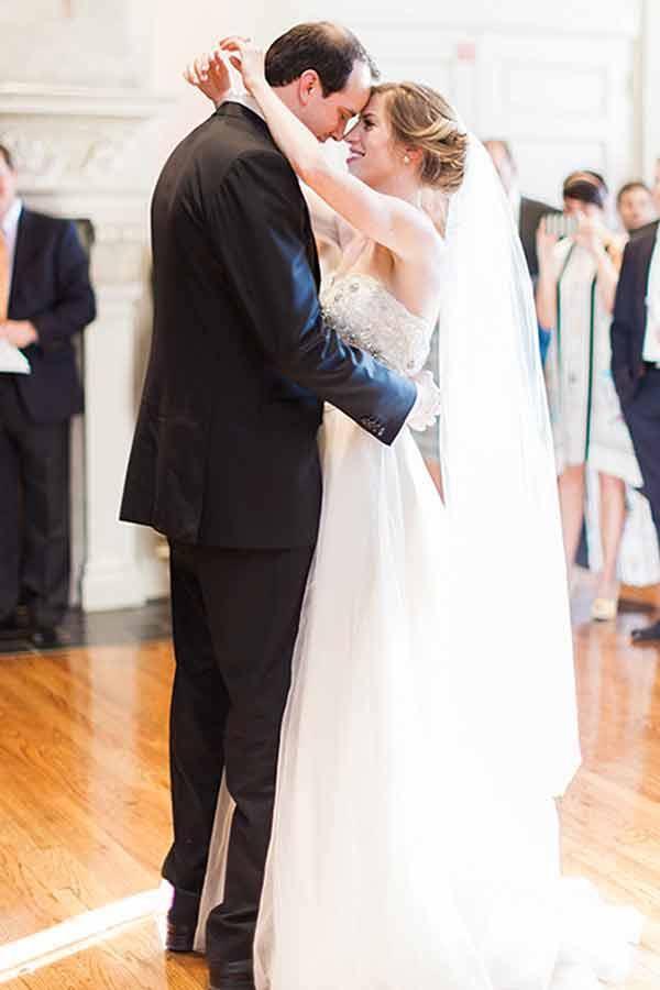 Elegant Sweetheart Mermaid Sweep Train Tiered Wedding Dress TN0052 - Tirdress