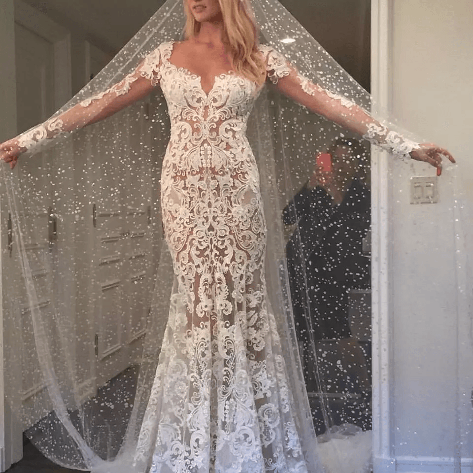 Romantic Wedding Dresses Long Appliques Backless Wedding Dresses Lace TN0049 - Tirdress
