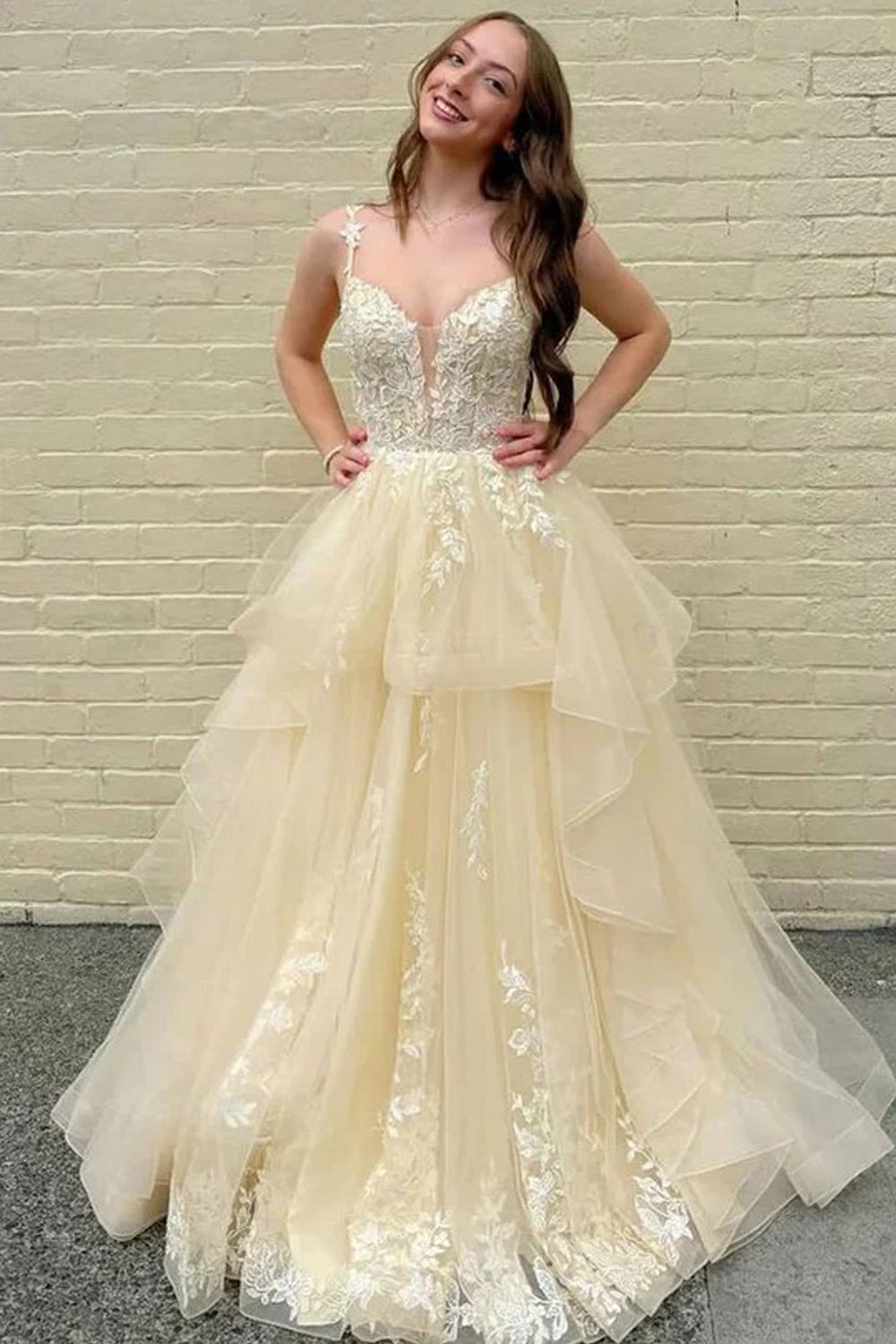 A-Line Straps V-Neck Empire Waist Lace Appliques Ruffles Prom Dress – Tirdress