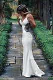 Langes weißes Brautkleid im Meerjungfrau-Stil mit Spaghettiträgern und Spitzenapplikationen TN337