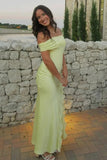 Off Shoulder Elegant Pleats Ruffles Yellow Maxi Prom Dress with Slit-Tirdress