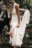 Deep V-Neck Sleeveless Ivory Simple Wedding Dress With Court Train-Tirdress