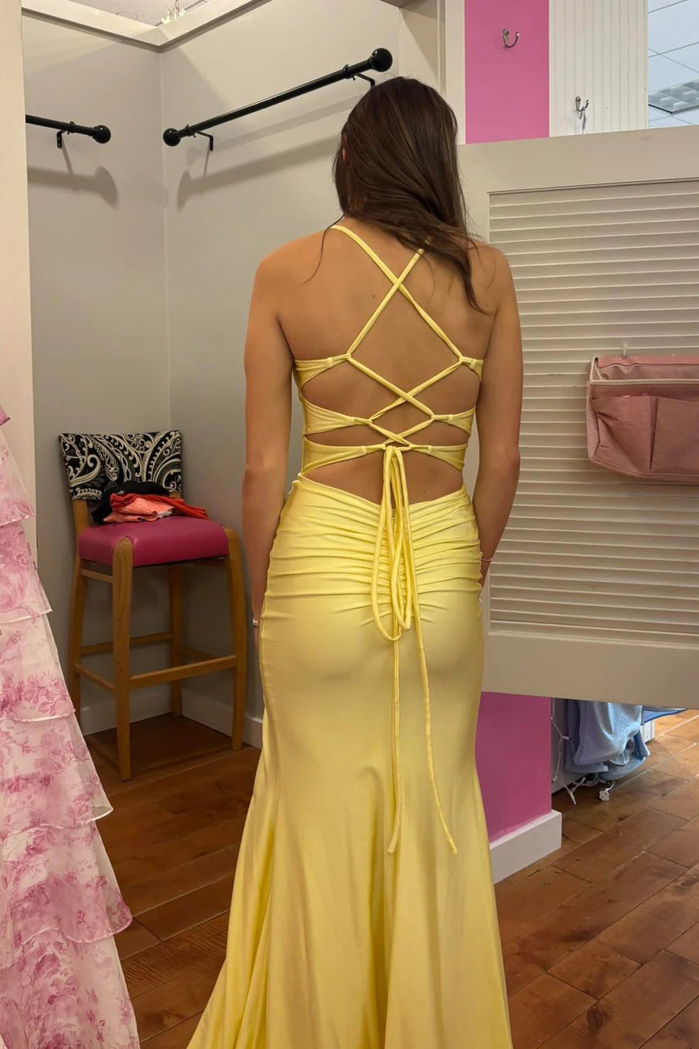 Spaghetti Straps V-Neck Lace-Up Mermaid Yellow Prom Dress Tirdress Spaghetti Straps V-Neck Lace-Up Mermaid Yellow Prom Dress Tirdress