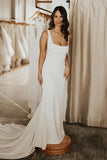Robe de mariée simple à col carré et traîne TN396