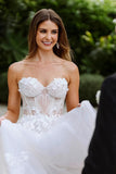 Sweetheart Sleeveless Bohemian Wedding Dress Lace Applique Bridal Gown TN373-Tirdress