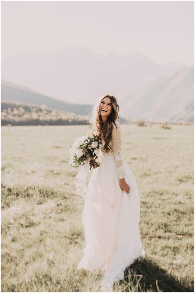 A-line Scoop Lace Wedding Dress Long Sleeve Rustic Wedding Dresses TN254 - Tirdress