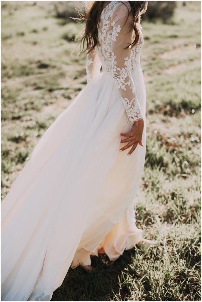A-line Scoop Lace Wedding Dress Long Sleeve Rustic Wedding Dresses TN254 - Tirdress