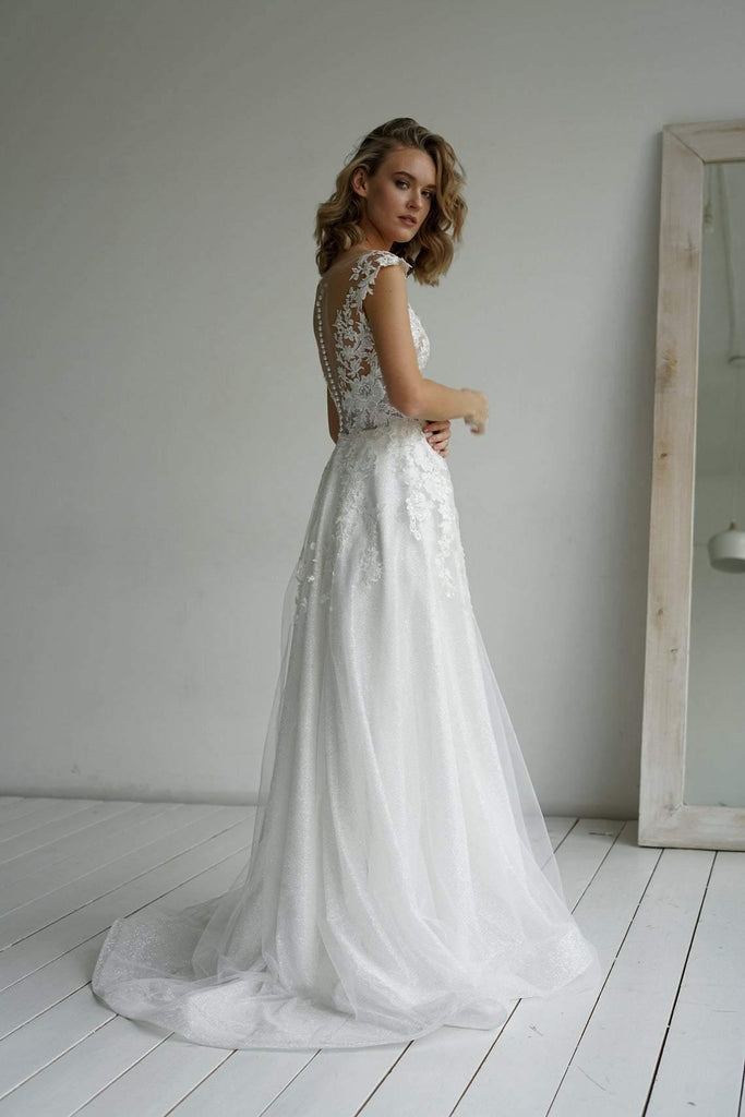 A-line elegant Ball Gown Glitter fabric Sweetheart Wedding Dress With Appliques TN230 - Tirdress
