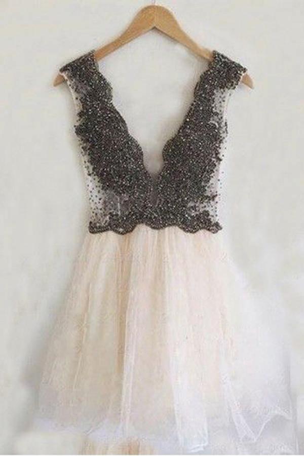 Deep V-neck Short Homecoming Dress Prom Dresses With Beads TR0121 - Tirdress
