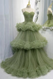 Bretelles élégantes plissées robe de soirée en tulle vert à plusieurs niveaux TP1148