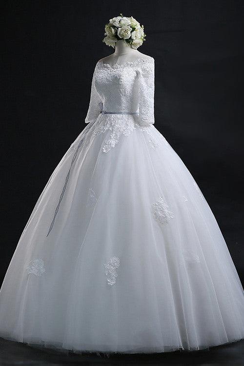 Elegant Ball Gown Bateau Long Tulle Wedding Dress With Lace TN0018 - Tirdress