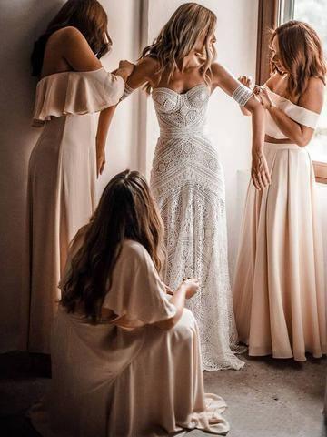 Ivory Lace Sheath Sweetheart Neck Boho Beach Wedding Dresses TN124 - Tirdress