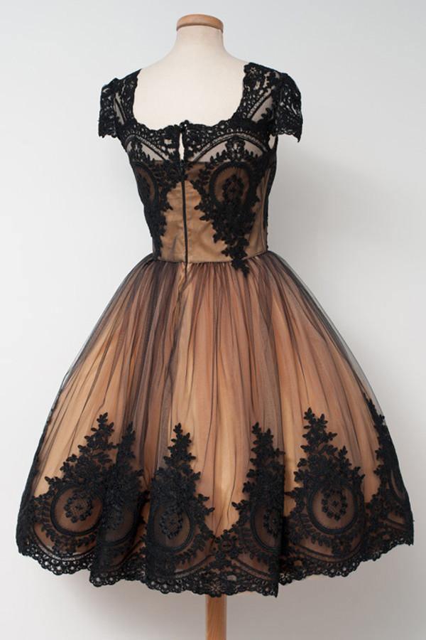 Knee-Length Square Cap Sleeves Ball Gown Homecoming Dress With Lace TR0104 - Tirdress