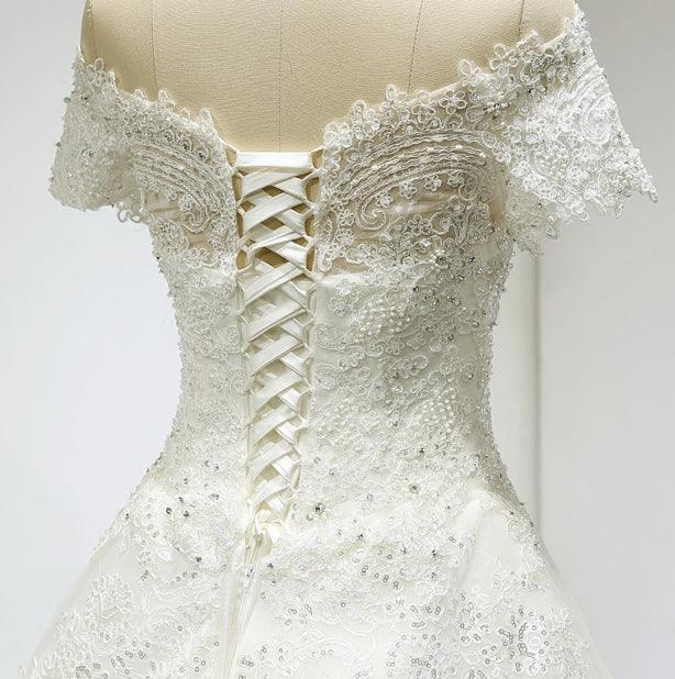 Large Tail Diamond Wedding Short Sleeved Lace High-end Wedding Band TN0033 - Tirdress