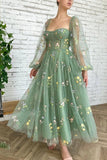 Robe en tulle brodé vert clair robe de bal bouffante à manches longues TP1133