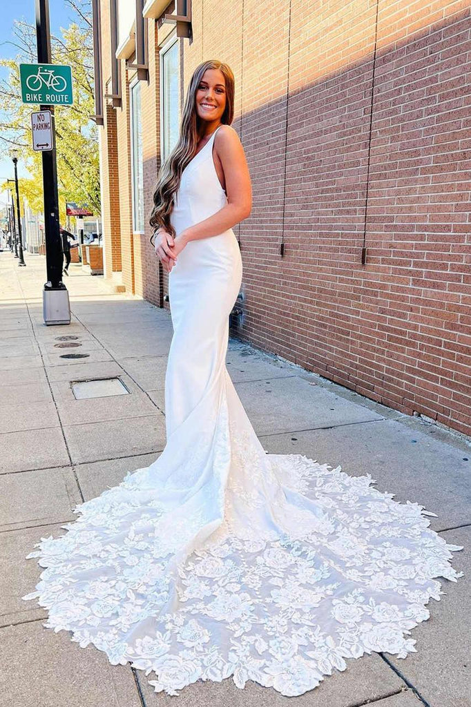 Mermaid V-Neck Ivory Satin Wedding Dress With Lace Appliques TN334 - Tirdress