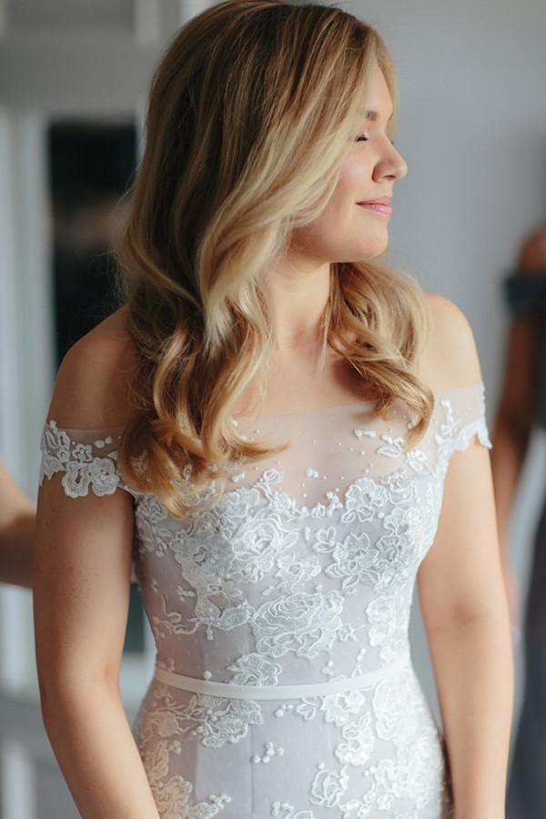 Mermaid Off-the-Shoulder Court Train Tulle Wedding Dress with Appliques WD097 - Tirdress