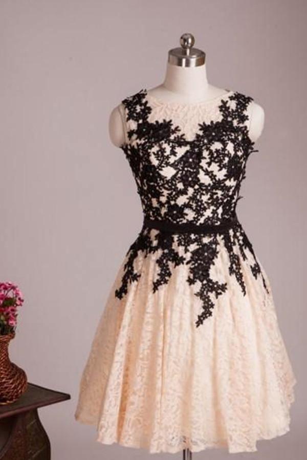 Modern A-line Jewel Knee Length Lace Homecoming Dress With Appliques TR0136 - Tirdress