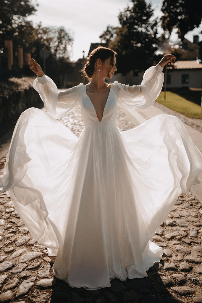 Chiffon V Back Wedding Gown Long Puffy Sleeves Beach Wedding Dress US8 / White Chiffon V Back Wedding Gown Long Puffy Sleeves Beach Wedding Dress US8 / White