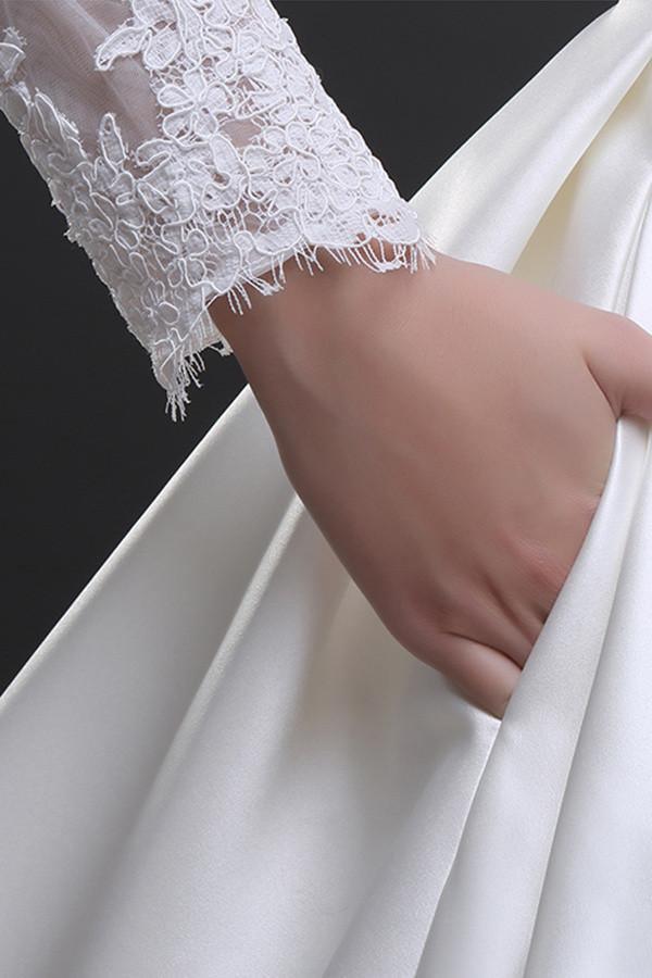 Off Shoulder Long Sleeve Wedding Dress Court Train With Lace Appliques TN0104 - Tirdress