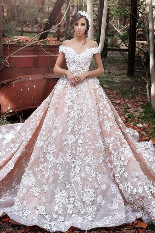 Shoulder Watteau Train Short Sleeves Organza Wedding Dress With Lace TN0069 - Tirdress