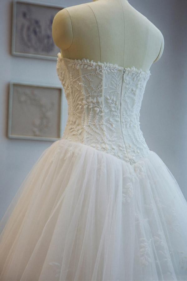 Strapless -Up Appliques A Line Chapel Train Wedding Dress With Beading WD168 - Tirdress