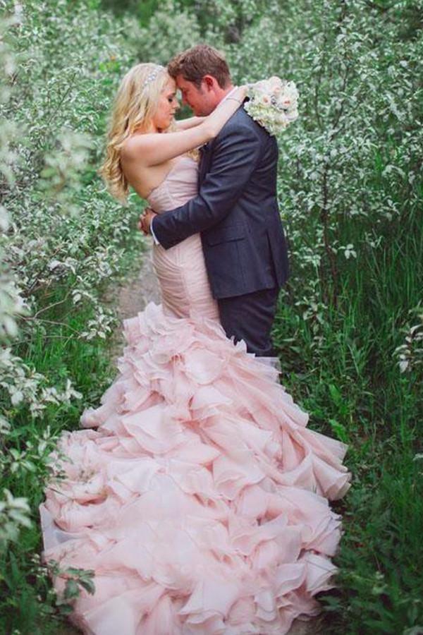 Sweetheart Tiered Train Organza Mermaid Wedding Dress With Beading TN0061 - Tirdress
