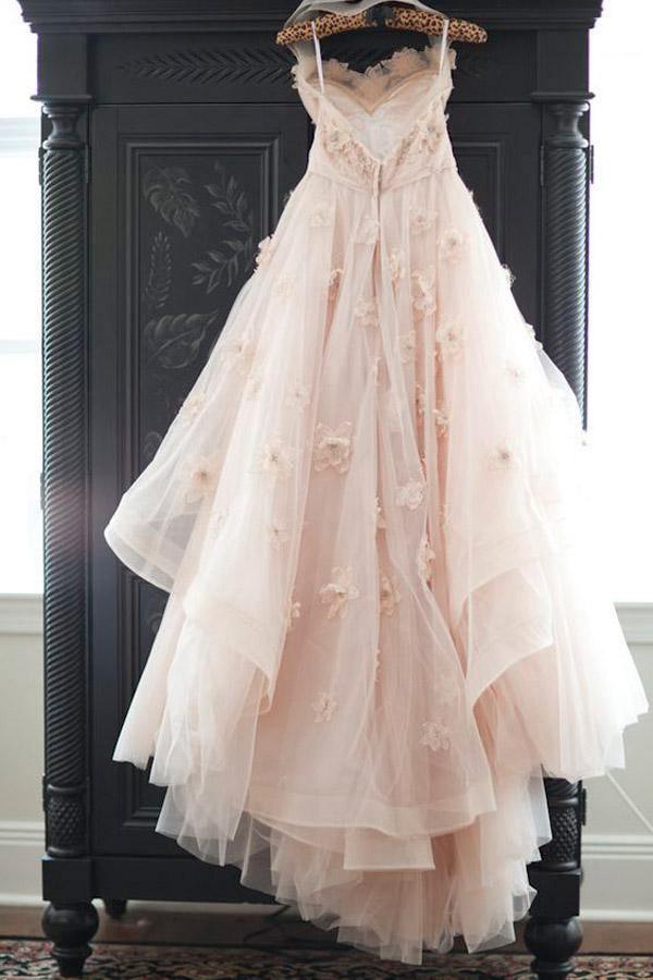 Vintage Strapless Sweetheart Neckline Flower Tulle Wedding Dress WD132 - Tirdress