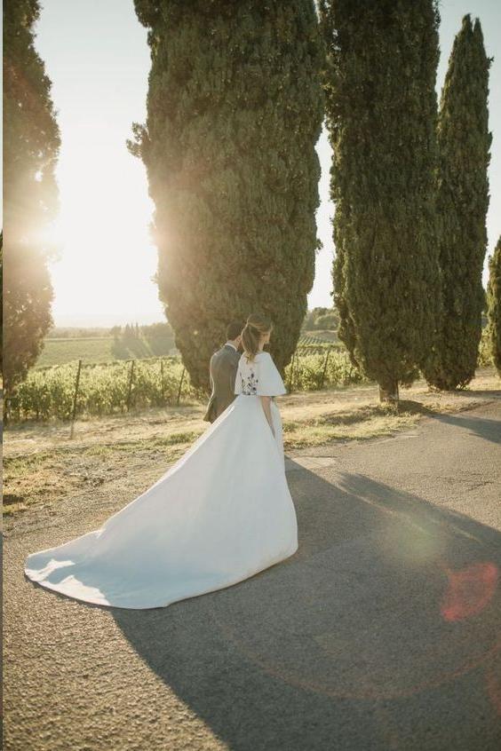 Wedding Dresses Bateau Embroidery Romantic Half Sleeve Bridal Gown TN241 - Tirdress