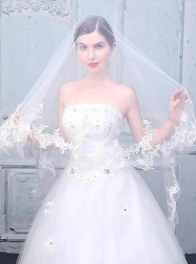 White Two Tier Cathedral Veil with Lace Appliques V001 - Tirdress